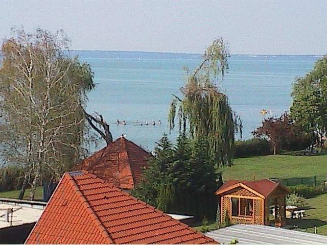 Amanda Apartman Siófok Buitenkant foto